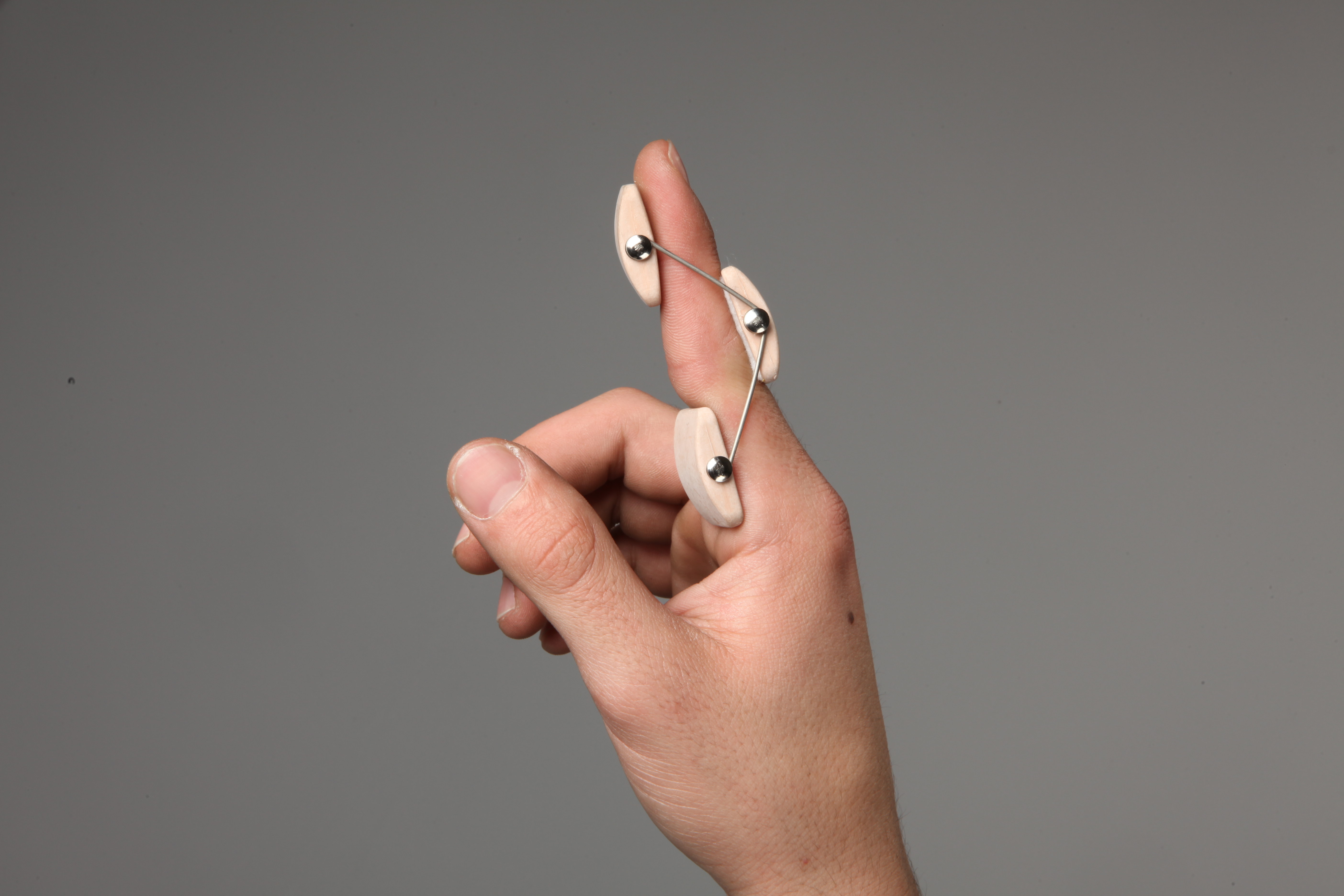 SL 606 Finger splint "BUTONIER" (plastic)