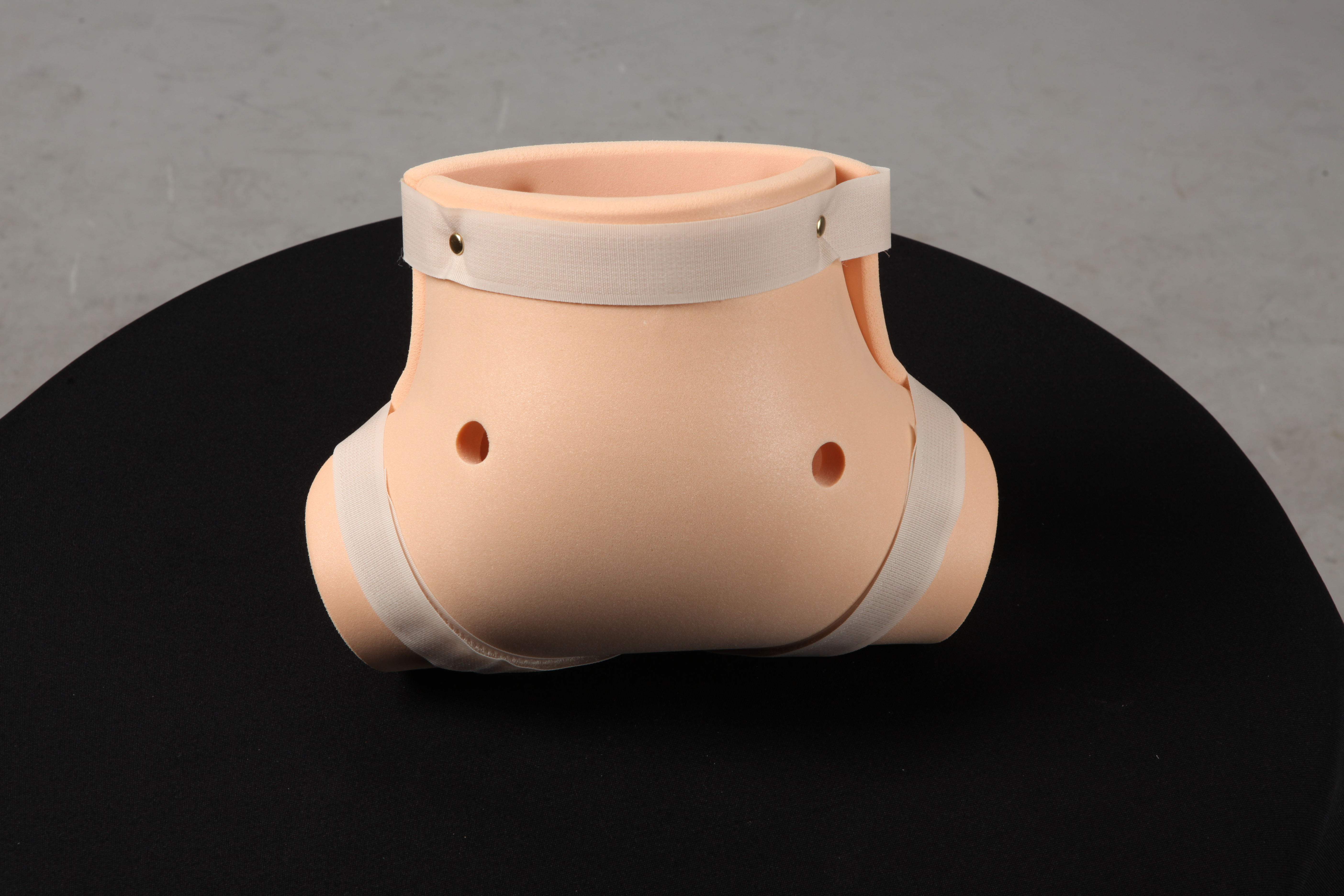 SL 909 Frame pillow. Pavlik.