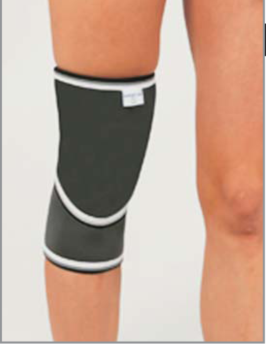 REF 100 Knee pad closed. Neoprene.